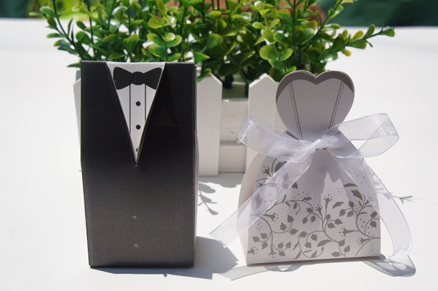 6Pkt x 6Pcs Bride & Bridegroom Bomboniere Boxes Wedding Favor - Click Image to Close