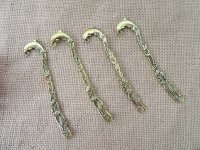 10Pcs Golden Color Dolphin Carved Hook Metal Bookmarks 10Pcs Golden Color Dolphin Carved Hook Metal Bookmarks