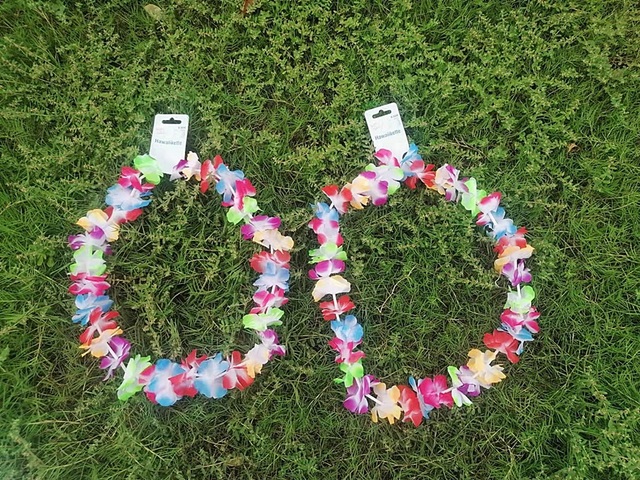 12Pcs Colorful Hawaiian Dress Party Flower Leis/Lei Petal 5.6cm 12Pcs Colorful Hawaiian Dress Party Flower Leis/Lei Petal 5.6cm