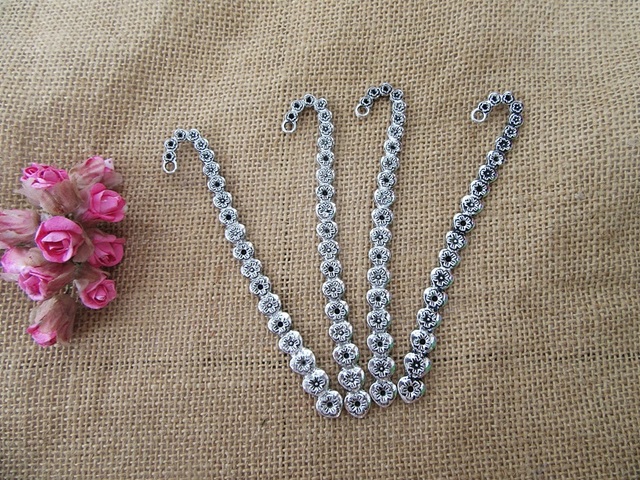 20Pcs Tibetan Silver Vintage Flower Shaped Hook Metal Bookmarks 20Pcs Tibetan Silver Vintage Flower Shaped Hook Metal Bookmarks