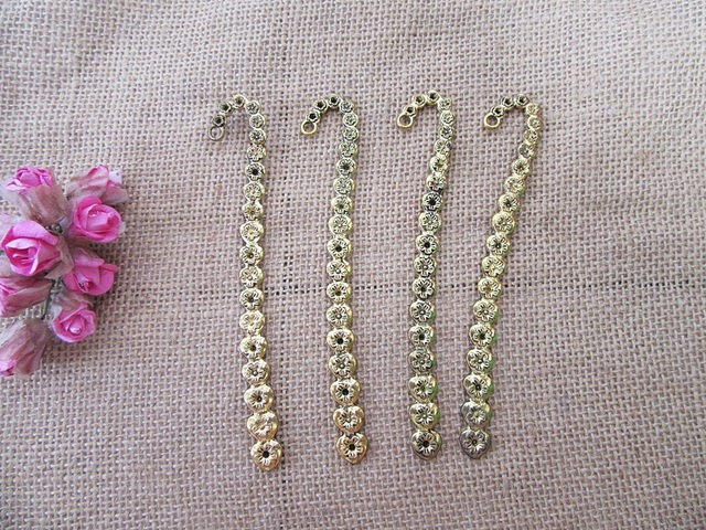 10Pcs Golden Color Vintage Flower Shaped Hook Metal Bookmarks 10Pcs Golden Color Vintage Flower Shaped Hook Metal Bookmarks