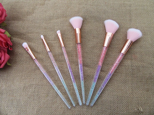 6Pcs Make Up Brushes Glittery Handle Make Up Tools Randomly - Click Image to Close