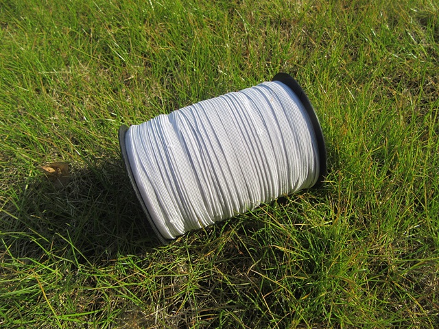 1Roll x 90 Meters Thick White Sewing Elastic 6mm 1Roll x 90 Meters Thick White Sewing Elastic 6mm