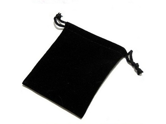 50Pcs Black Velvet Drawstring Gift Jewelry Pouches 10.5x10.5cm 50Pcs Black Velvet Drawstring Gift Jewelry Pouches 10.5x10.5cm