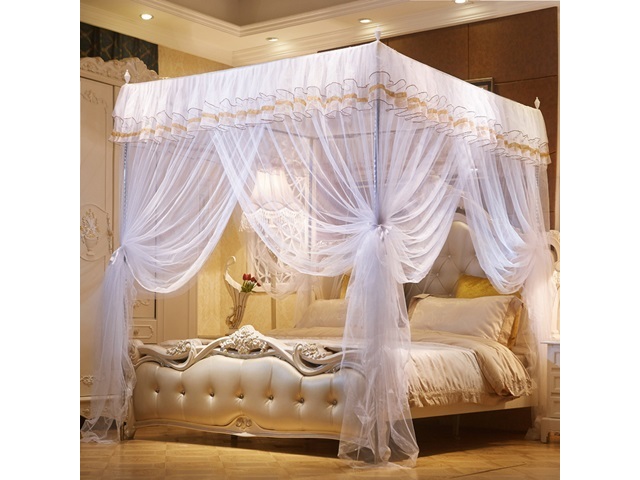 1X White Gorgeous Four Poster Bed Canopy/Mosquito Net - Click Image to Close