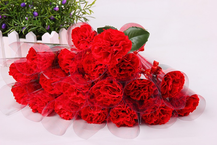 60Pcs Red Bath Artificial Carnation Soap Flower Mother's Day - Click Image to Close