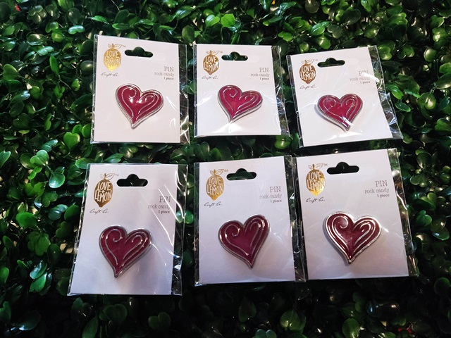 24Pcs Red Heart Enamel Pin Badge Rock Candy - Click Image to Close