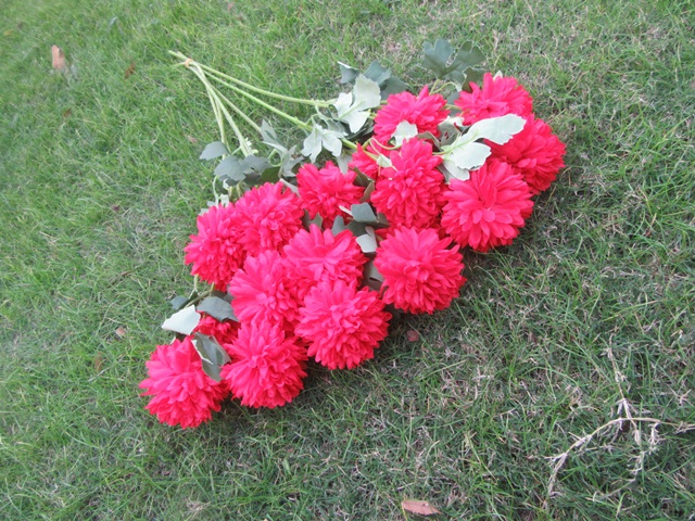 6Pcs Red Chrysanthemum Artificial Flower Wedding Bouquet Party - Click Image to Close