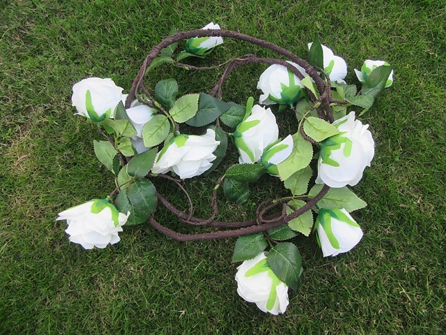 1Pc White 14 Flower Head Artificial Rose Leaf Garland Vine Thick 1Pc White 14 Flower Head Artificial Rose Leaf Garland Vine Thick