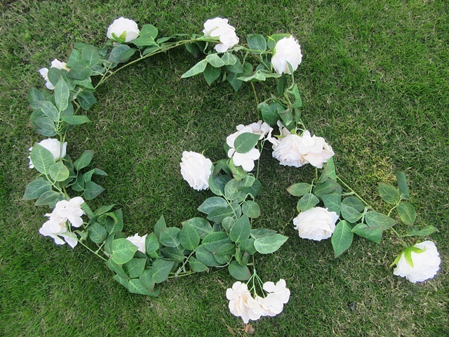 2Pcs Beige 14 Flower Head Artificial Rose Leaf Garland Vine Stri 2Pcs Beige 14 Flower Head Artificial Rose Leaf Garland Vine Stri