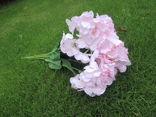 2Pcs x 7 Head Artificial Hydrangea Flower Arrangement Wedding - Click Image to Close