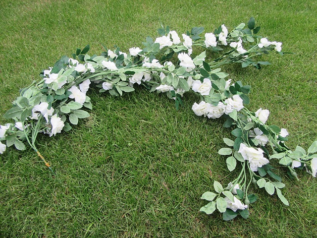 4Pcs White Artificial Rose Leaf Garland Vine String Decor 1m Lon - Click Image to Close