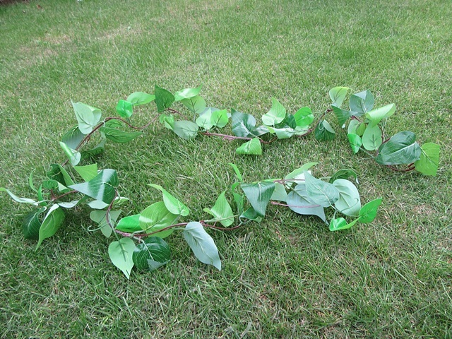 (image for) 5Pcs Tropical Leaf Garland Wedding Flower Arch Decoration 2M