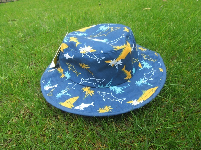 1Pc Good Quality Kids Bucket Sun Hat Travel Shark Blue Design - Click Image to Close