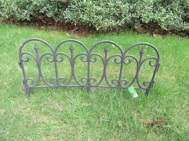 6Pcs Black Garden Fence Path Grass Wall Fixed Lawn Border Flower - Click Image to Close