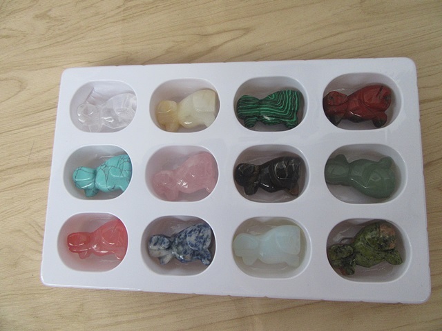12Pcs 2 Inch Dog Gemstone Statue Healing Crystal Animals
