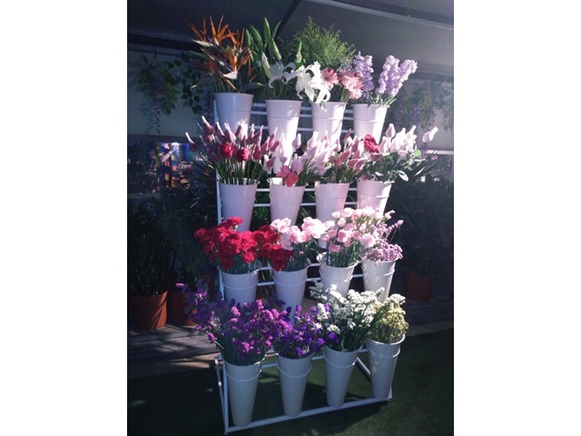 16Buckets White Flower Display Movable Shelf Stand Rack Flower