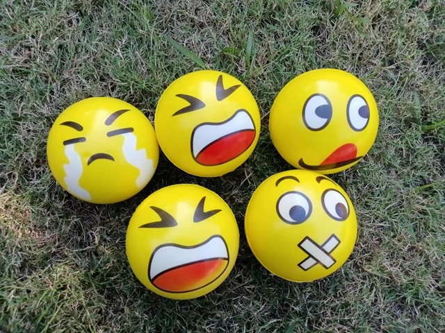 12Pcs Yellow Anti-Stress PU Foam Smile Face Emoji Balls 9cm - Click Image to Close