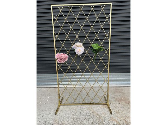 1Set Golden Candle Wall 72 Candle Holder Backdrop Wedding Party