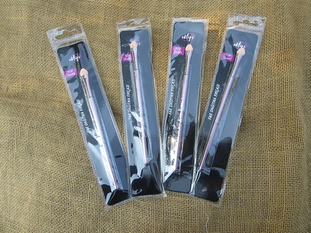 10Pcs Eyeshadow Applicator Blending Brush MakeUp Cosmetic Tool 10Pcs Eyeshadow Applicator Blending Brush MakeUp Cosmetic Tool