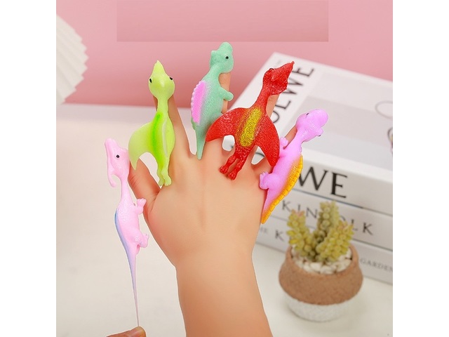 20Pcs Soft Finger Shooter Sticky Stretchy Dinosaur Kid's Toy 20Pcs Soft Finger Shooter Sticky Stretchy Dinosaur Kid's Toy