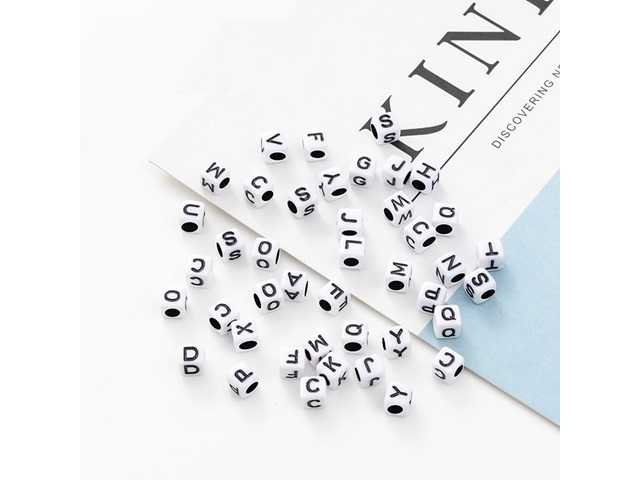 3Packs x 1000Pcs White & Black Alphabet Letter Cube Beads 5mm