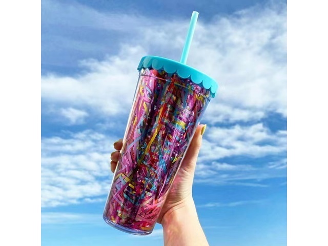 1Pc 580ml Sparkling Glitter Tumbler Leak-Proof Cup w/Straw 1Pc 580ml Sparkling Glitter Tumbler Leak-Proof Cup w/Straw