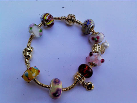 1X Golden Heart charm colour European beads Bracelet 19cm - Click Image to Close