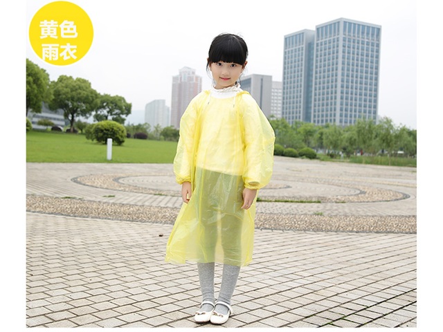 20 Kids Plastic Disposable Raincoats Mixed Color