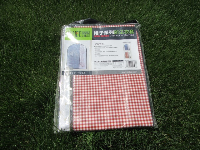 5Pcs Grid Clothing Dust Cover Bags Coat Protector Mixed 5Pcs Grid Clothing Dust Cover Bags Coat Protector Mixed