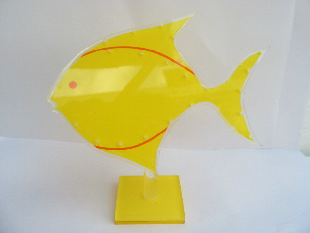 1Pc Yellow Fish Earring Ear Stud Display Hold Stand