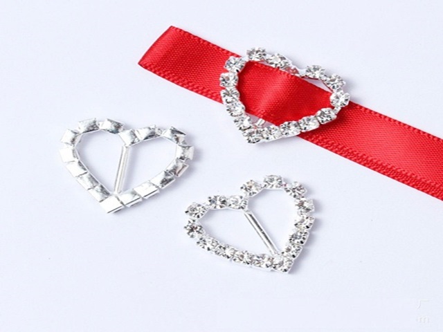 Ribbon Buckles